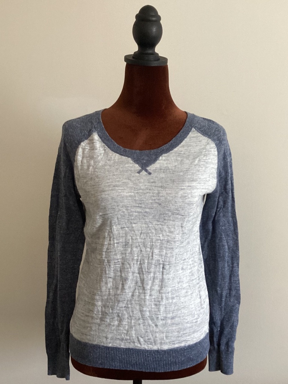Banana Republic long sleeve tee
